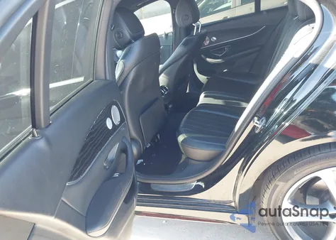 2019 Mercedes-Benz E 300 z USA, uszkodzony, nr VIN WDDZF4JB8KA600698